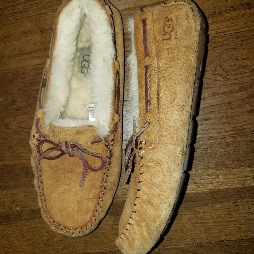 UGG Dakota slippers